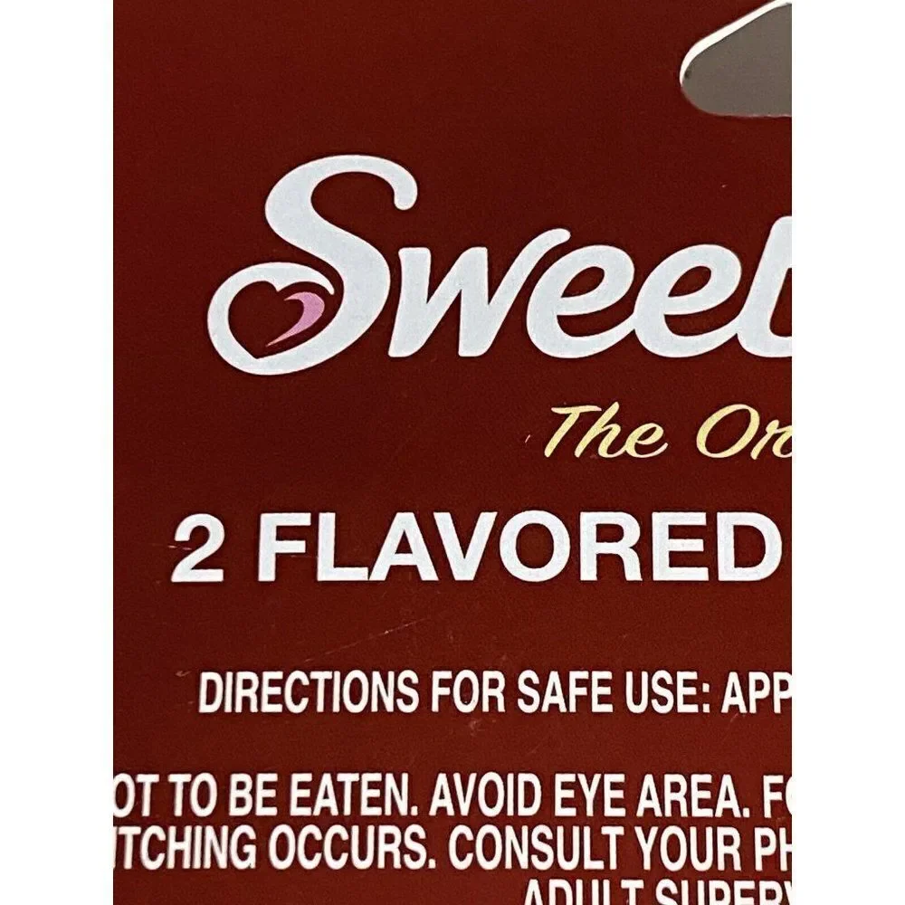 2 Pack Sweethearts Valentines‎ Flavored Lip Gloss Heart Shaped Banana Grape NEW